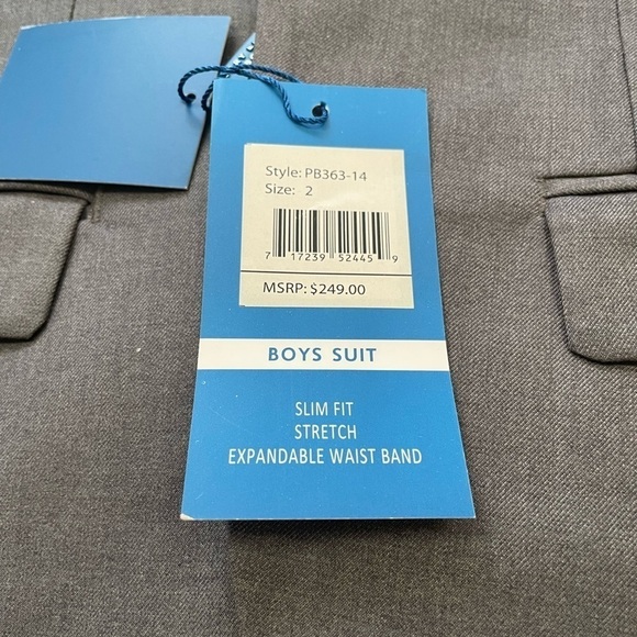 Perry Ellis Little Boy's 5-Piece Shirt, Tie, Jacket, Vest and Pants Suit Set - Picture 3 of 4